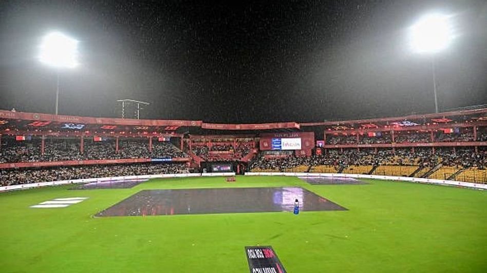 ലോകകപ്പ് ഫൈനൽ ഗുജറാത്തിൽ, ബെംഗളൂരുവിന് ഒരൊറ്റ മത്സരം പോലുമില്ല; തഴഞ്ഞതെന്തിന്?