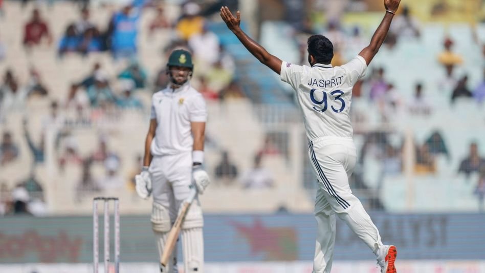 ബുംറ മാജിക്; ദക്ഷിണാഫ്രിക്ക  159 റണ്‍സിന് പുറത്ത്