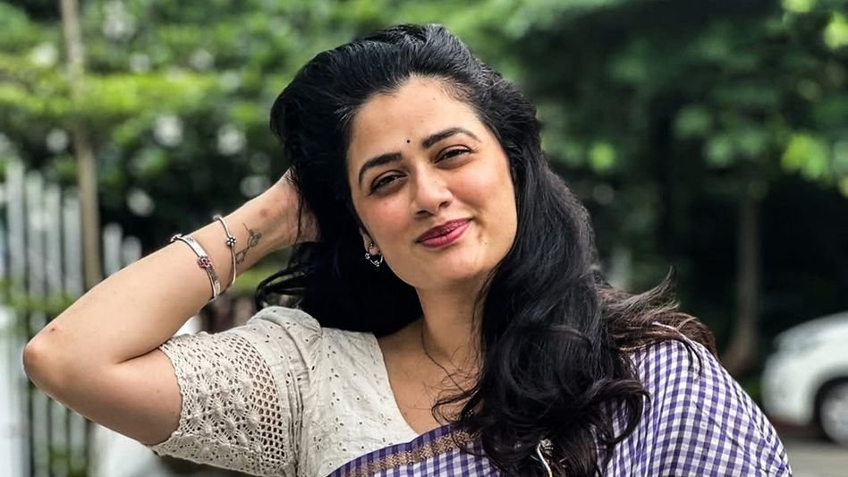 അവർ എന്‍റെ റേറ്റ് ചോദിക്കുന്നു’; ഗിരിജ ഓക്കിന് അശ്ലീല സന്ദേശങ്ങൾ, നാഷണൽ ക്രഷ് ആയതിന് പിന്നാലെ ദുരനുഭവം വെളിപ്പെടുത്തി നടി