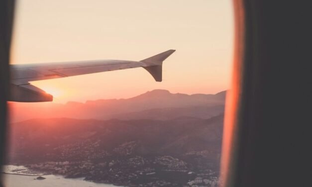 പോക്കറ്റ് കാലിയാകാതെ യാത്ര ചെയ്യാം; 10,000 രൂപയിൽ താഴെ ചെലവിൽ പോവാൻ കഴിയുന്ന മികച്ച 7 വിനോദസഞ്ചാര കേന്ദ്രങ്ങൾ