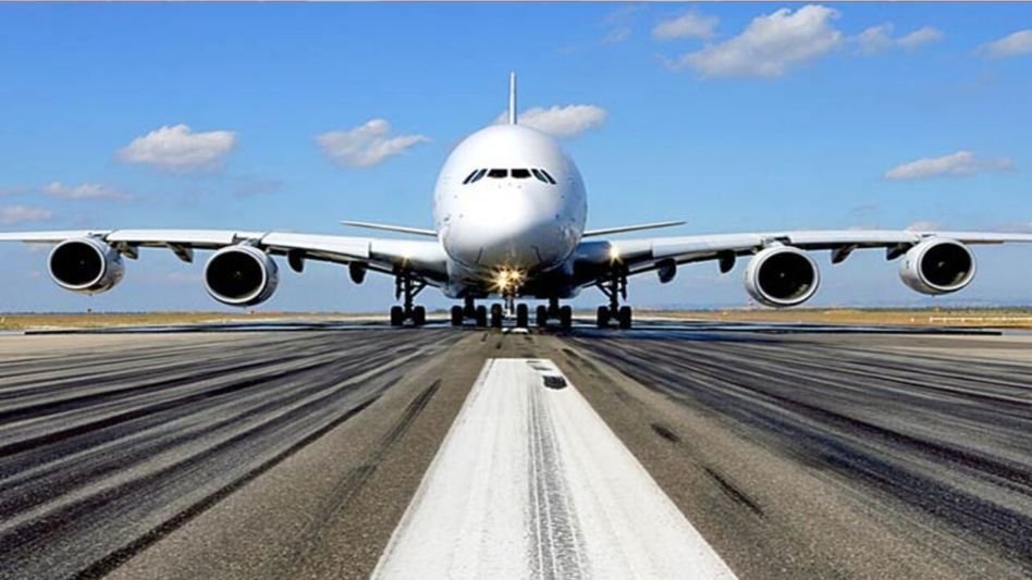 സൗരവിസ്ഫോടനം വിമാനങ്ങൾക്ക് ഭീഷണി; എയർബസ് എ320 വിമാനങ്ങൾക്ക് അടിയന്തര സോഫ്റ്റ്‌വെയർ പരിഷ്കരണം, 6000 വിമാനങ്ങൾ നിലത്തിറക്കി