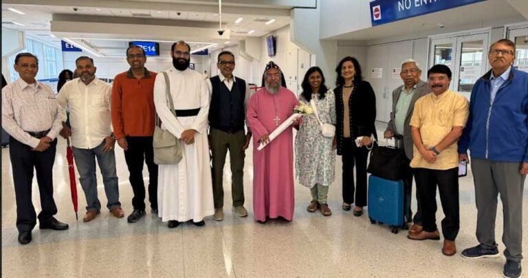 ബിഷപ് ഡോ.മാർ പൗലോസിന് ഡാലസ് അന്താരാഷ്ട്ര വിമാനത്താവളത്തിൽ ഊഷ്മള വരവേൽപ്പ്