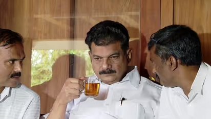 ഒരേ ഈട് വെച്ച് രണ്ട് വായ്പ തട്ടിപ്പ്; രാവിലെ തുടങ്ങിയ പരിശോധന അവസാനിച്ചത് രാത്രി, പിവി അൻവറിന്‍റെ വീട്ടിലെ ഇഡി പരിശോധന പൂർത്തിയായി