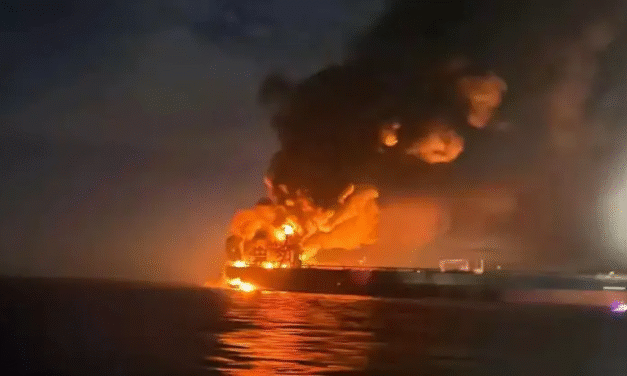 കരിങ്കടലിൽ റഷ്യൻ എണ്ണക്കപ്പലുകൾക്ക് നേരെ യുക്രൈന്റെ ഡ്രോൺ ആക്രമണം