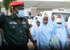 നൈജീരിയയിലെ കൂട്ട തട്ടിക്കൊണ്ടുപോകൽ: 24 പെൺകുട്ടികൾ മോചിതരായി