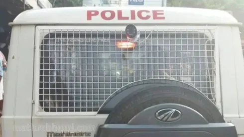 ഛത്തീ​സ്ഗ​ഡി​ൽ വി​ദ്യാ​ർ​ഥി​നി സ്കൂ​ളി​ൽ ജീ​വ​നൊ​ടു​ക്കി; പ്രി​ൻ​സി​പ്പ​ലി​നെ​തി​രെ ലൈം​ഗീ​കാ​രോ​പ​ണം