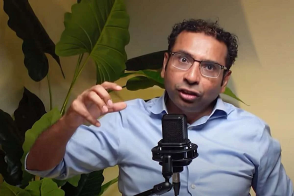 എഐ ഭീഷണി: ‘2 കോടി ഇന്ത്യക്കാർക്ക് തൊഴിൽ നഷ്ടമാകും’; മധ്യവർഗ്ഗം തകർച്ചയിലേക്ക്