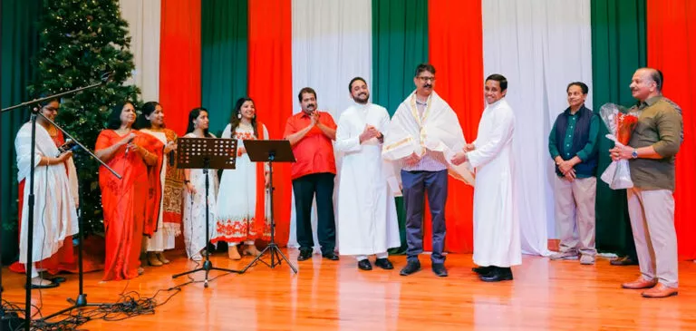 ചിക്കാഗോയിൽ അനിൽ മറ്റത്തികുന്നേലിനെ ആദരിച്ചു