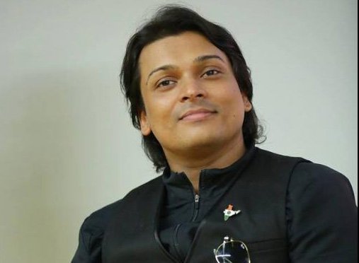 അതിജീവിതയെ അധിക്ഷേപിച്ച കേസിൽ രാഹുൽ ഈശ്വറിന്‍റെ വീട്ടിൽ നിന്ന്‌ ലാപ്ടോപ് പിടിച്ചെടുത്തു