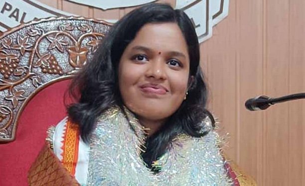 പാലാ നഗരസഭയിൽ 21 കാരി ദിയ ബിനു പുളിക്കക്കണ്ടം അധ്യക്ഷ, കേരള കോൺഗ്രസ് (എം) പ്രതിപക്ഷത്ത്