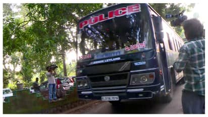 നടിയെ ആക്രമിച്ച കേസ്: 6 പ്രതികളെയും വിയ്യൂർ സെൻട്രൽ ജയിലിൽ എത്തിച്ചു, ശിക്ഷാവിധി വെളളിയാഴ്ച