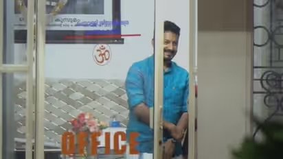 കോടതി വ്യവഹാരങ്ങളില്‍ പെടുന്നവർ വഴിപാട് നടത്തുന്ന ക്ഷേത്രം, ജഡ്ജിയമ്മാവൻ കോവിലിൽ എത്തി രാഹുല്‍ മാങ്കൂട്ടത്തില്‍