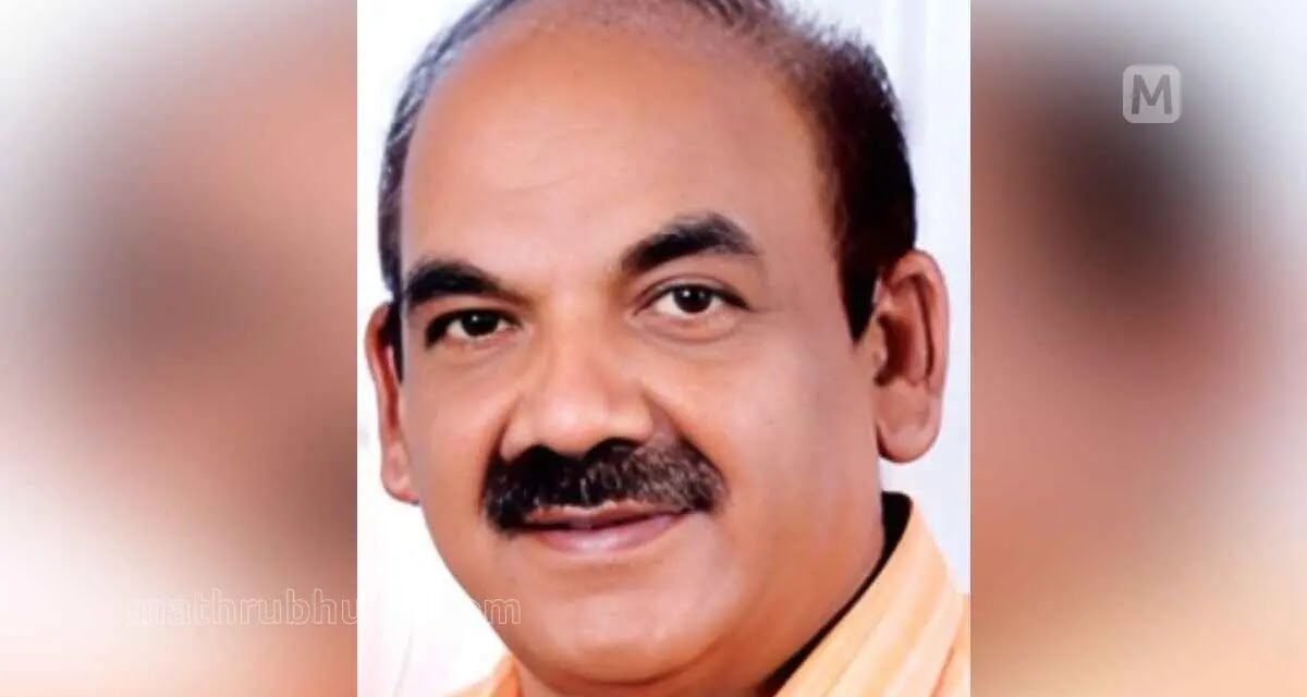 ‘പോറ്റിയേ കേറ്റിയേ…’; സ്വര്‍ണക്കൊള്ള വിശ്വാസികളുടെ നെഞ്ച് പിളര്‍ക്കുന്ന വേദനയെന്ന് പാട്ടെഴുതിയ ജി.പി. കുഞ്ഞബ്ദുള്ള