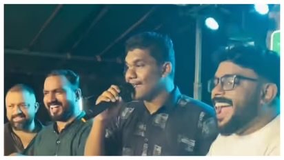 ‘പോറ്റിയെ കേറ്റിയേ’ പാരഡി പാട്ടിൽ കേസെടുത്തു; ​ഗാനരചയിതാവും സംവിധായകനും പ്രചരിപ്പിച്ചവരും പ്രതികൾ