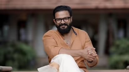 സേവ് ബോക്സ് ആപ് തട്ടിപ്പ് കേസ്: നടൻ ജയസൂര്യയെ ഇഡി ചോദ്യം ചെയ്ത് വിട്ടയച്ചു; ഭാര്യ സരിതയുടെയും മൊഴിയെടുത്തു