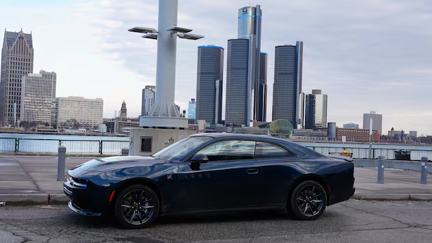 ട്രംപ് പറഞ്ഞത് വെറുതെയായി; അമേരിക്കയിൽ അവാർഡ് നേടി കനേഡിയൻ കാർ