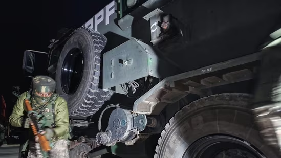 ജമ്മു കശ്മീരിലെ ഉധംപുരിൽ സുരക്ഷാ സേനയും ഭീകരരുമായി ഏറ്റുമുട്ടൽ