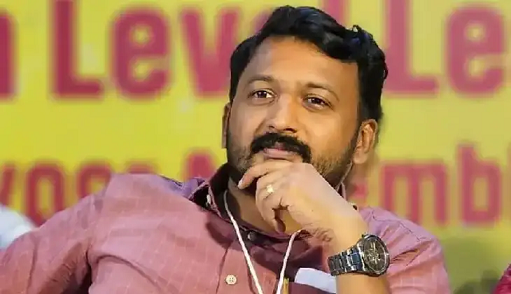 ബലാത്സം​ഗക്കേസ്: രാഹുലിൻ്റെ അറസ്റ്റ് തടയാതെ കോടതി, മുൻകൂർ ജാമ്യാപേക്ഷയിൽ തുടർവാദത്തിനായി നാളേക്ക് മാറ്റി