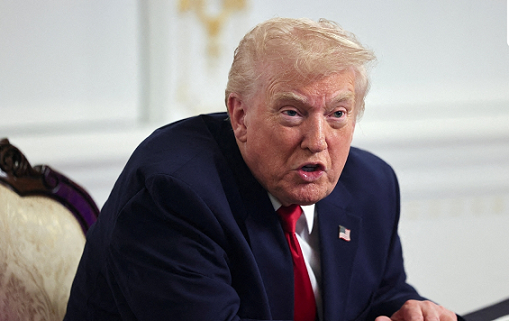 വെനിസ്വേലയില്‍ ആക്രമണം ‘ഉടന്‍’ എന്ന ട്രംപിന്റെ പ്രഖ്യാപനം; യുദ്ധ അധികാര വോട്ടെടുപ്പ് നടത്തണമെന്ന് യുഎസ് നിയമനിര്‍മ്മാതാക്കള്‍