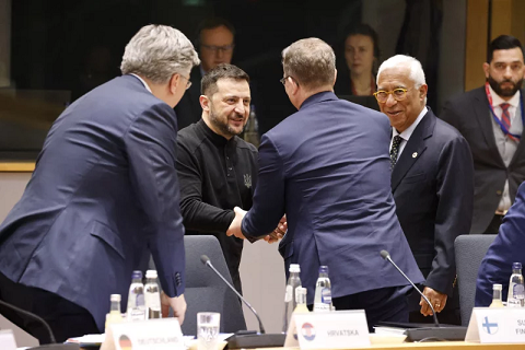 യുക്രൈന് കൈത്താങ്ങായി യൂറോപ്യൻ യൂണിയൻ: 90 ബില്യൺ യൂറോയുടെ വമ്പൻ വായ്പയ്ക്ക് അനുമതി