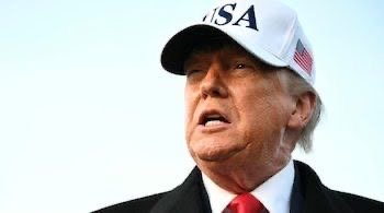 ആഭ്യന്തര പ്രശ്നങ്ങളിൽ ഇറാൻ സ്വയം തകരട്ടെ! ട്രംപിന്റെ പ്രതീക്ഷ ഭരണകൂടത്തെ മാറ്റുക