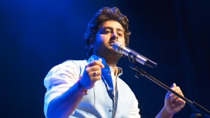 ‘ഇനി പിന്നണി പാടാനില്ല’; 38-ാം വയസില്‍ വിരമിക്കല്‍ പ്രഖ്യാപിച്ച് അര്‍ജിത് സിംഗ്, സംഗീതലോകത്ത് അമ്പരപ്പ്