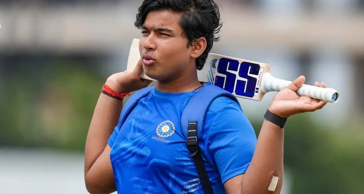 പതിനാലുകാരനായ ക്യാപ്റ്റൻ! ലോക റെക്കോഡുമായി വൈഭവ്; മറികടന്നത് പാക് താരത്തെ