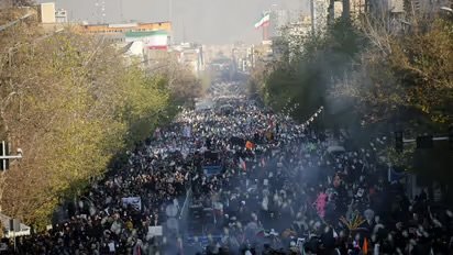 ‘ഇറാന്‍റെ പരമാധികാരത്തെ ബഹുമാനിക്കണം’; പിന്തുണയുമായി ചൈനയും റഷ്യയും, ചർച്ച നടത്തി യുഎൻ മേധാവി