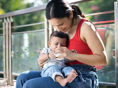 നെസ്‌ലെ വിവാദം: നിങ്ങളുടെ കുഞ്ഞിന്റെ ആരോഗ്യത്തിന് ഏത് പാലാണ് ഉത്തമം?