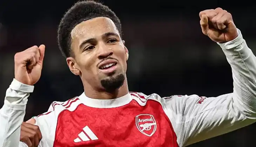 ആഴ്സണലിന്റെ ഈതൻ നവാനേരി മാഴ്സെയിലേക്ക്; ലോൺ നീക്കങ്ങൾ അവസാന ഘട്ടത്തിൽ