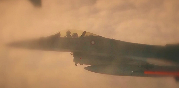 ‘ഉക്രെയ്ന്റെ യുഎസ് നിര്‍മിത എഫ് 16 വിമാനം നിലംപതിച്ചു’: അവകാശ വാദവുമായി റഷ്യ