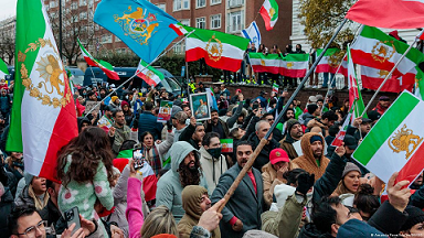 ഇറാനിൽ ഇസ്‌ലാമിക് റിപ്പബ്ലിക് ഭരണകൂടത്തെ താഴെയിറക്കാൻ വൻ ജനപിന്തുണ: സർവേ ഫലങ്ങൾ പുറത്ത്