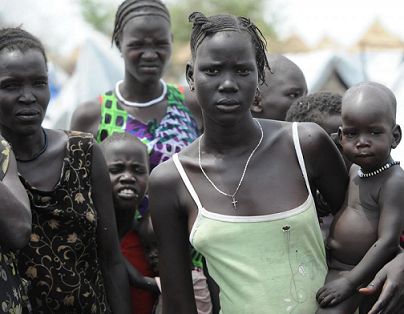 തകർന്നടിഞ്ഞ വീടുകളിലേക്കു പ്രതീക്ഷയോടെ മടങ്ങുന്ന സുഡാൻ ജനത