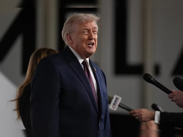 നികുതി വിവരങ്ങൾ ചോർത്തി:  ഐആർഎസിനും യുഎസ് ട്രഷറിക്കുമെതിരെ ട്രംപും മക്കളും കോടതിയിൽ