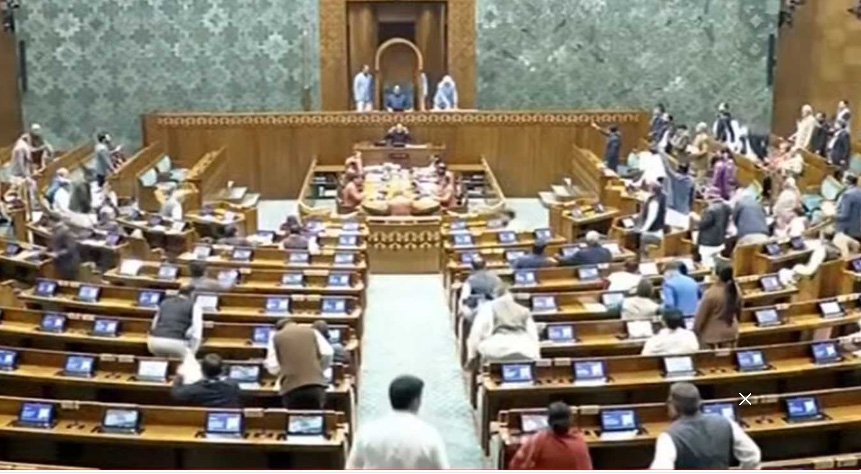 പാർലമെന്‍റ് ഇന്നും പ്രക്ഷുബ്ധം, ലോക്സഭ നിർത്തിവച്ചു; സ്പീക്കർക്കെതിരേ അവിശ്വാസ നീക്കം