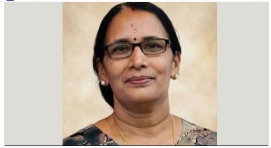 സ്കൂ​ട്ട​ർ മ​റി​ഞ്ഞ് ബ​സി​ന​ടി​യി​ലേ​യ്ക്ക് വീ​ണ് മ​ധ്യ​വ​യ​സ്ക മ​രി​ച്ചു