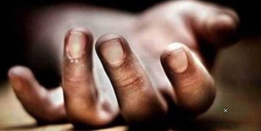 വൈ​ക്ക​ത്ത് അ​മ്മ​യും മ​ക​നും ജീ​വ​നൊ​ടു​ക്കി​യ നി​ല​യി​ൽ