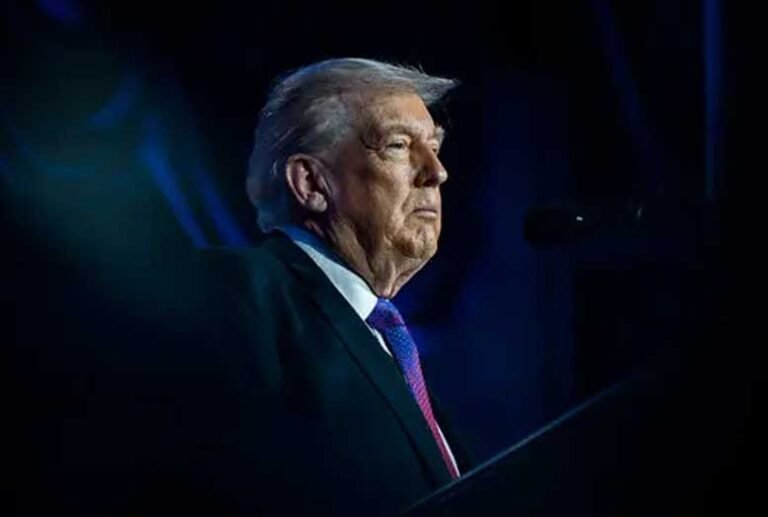 ഒബാമ – മിഷേൽ ദമ്പതികളെ കുരങ്ങുകളായി ചിത്രീകരിച്ച് വിഡിയോ പോസ്റ്റു ചെയ്ത ട്രംപിന്റെ നടപടിയില്‍ വ്യാപക വിമർശനം