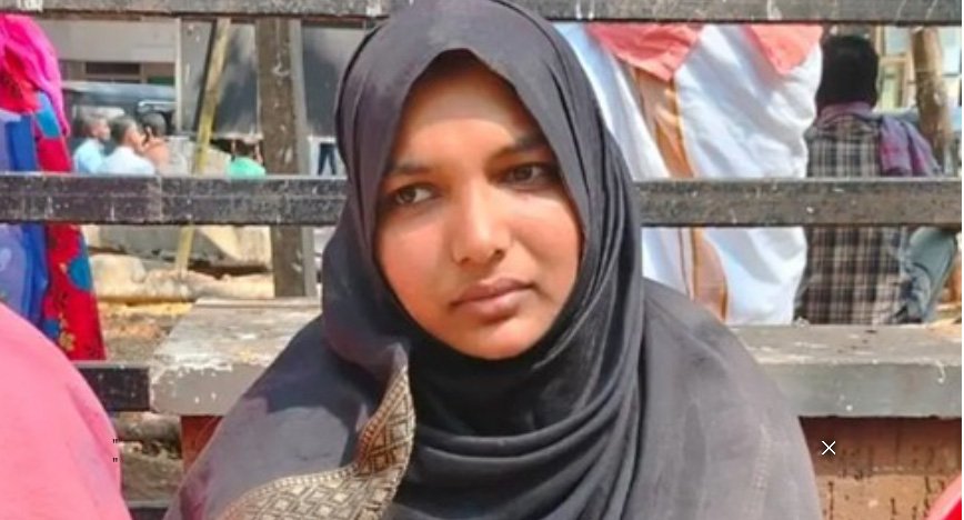 മ​ല​പ്പു​റ​ത്ത് 924 ഗ്രാം ​ക​ഞ്ചാ​വു​മാ​യി ര​ണ്ട് യു​വാ​ക്ക​ൾ അ​റ​സ്റ്റി​ൽ