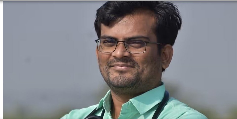  കരാറുകാരനിൽ നിന്നും കൈക്കൂലി; ബിജെപി എംഎൽഎയെ കയ്യോടെ പിടികൂടി ലോകായുക്ത