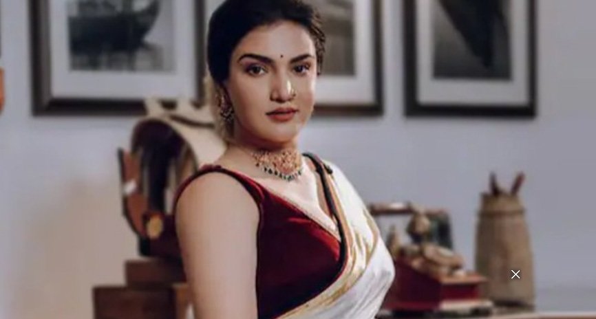 ഹ​ണി റോ​സി​ന് ആ​ശ്വാ​സം; ജി​എ​സ്ടി വ​കു​പ്പ് ന​ല്‍​കി​യ നോ​ട്ടീ​സ് ഹൈ​ക്കോ​ട​തി റ​ദ്ദാ​ക്കി