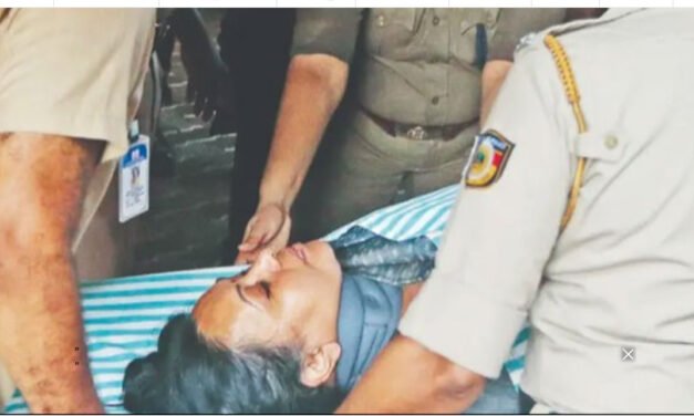 മ​ന്ത്രി വീ​ണാ ജോ​ർ​ജി​ന് പ​രി​ക്കേ​റ്റ സം​ഭ​വം; ഡോ​ക്ട​ർ​മാ​രു​ടെ മൊ​ഴി​യെ​ടു​ത്തു