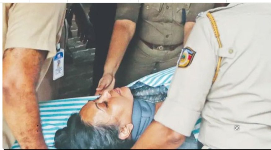 മ​ന്ത്രി വീ​ണാ ജോ​ർ​ജി​ന് പ​രി​ക്കേ​റ്റ സം​ഭ​വം; ഡോ​ക്ട​ർ​മാ​രു​ടെ മൊ​ഴി​യെ​ടു​ത്തു