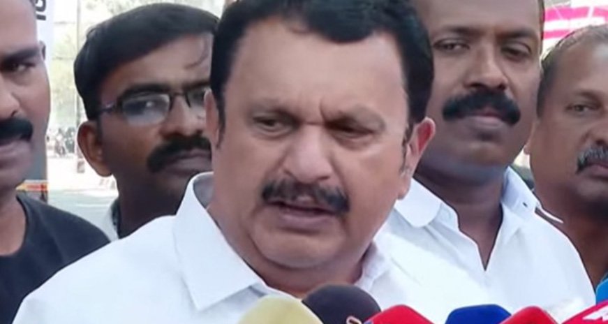 വാസവന് കച്ചേരി എന്താ ഗാനമേള എന്താ എന്നറിയില്ല: കെ. ​മു​ര​ളീ​ധ​ര​ൻ