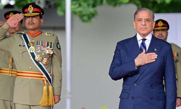 ‘കടം ചോദിച്ച് രാജ്യങ്ങള്‍തോറും അലഞ്ഞു, തല താഴ്ന്നു’; ഒടുവില്‍ സമ്മതിച്ച് പാക് പ്രധാനമന്ത്രി