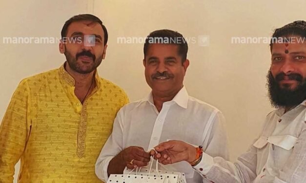 ‘പോറ്റി സോണിയയെ കണ്ടത് ബെംഗളൂരു കണക്ഷന്‍ വഴി’; ചിത്രങ്ങൾ ഓരോന്നായി കാണിച്ച് എസ്ഐടിയുടെ ചോദ്യം ചെയ്യല്‍