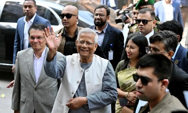 ഭരണഘടന ലംഘിച്ചു, വിദേശയാത്രകളും ദുരൂഹമായ കരാറുകളും; മുഹമ്മദ് യൂനുസിനെതിരെ ആരോപണം