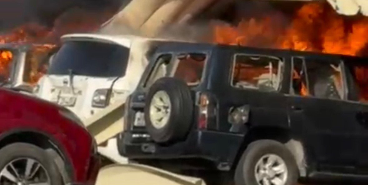 കുവൈറ്റ് ഇൻ്റർനാഷണൽ എയർപോർട്ടിൽ ഇറാൻ്റെ ആക്രമണം! നിരവധി വാഹനങ്ങൾ നശിച്ചു