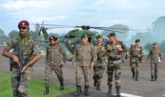 ഇനി യുദ്ധമുണ്ടായാൽ അതിര് കടന്നുള്ള തിരിച്ചടി ഭീകരക്യാമ്പുകളിൽ മാത്രം ഒതുങ്ങില്ല: ഇന്ത്യൻ സൈന്യത്തിന്റെ അന്ത്യശാസനം