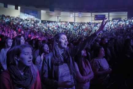 അമേരിക്കയിലെ കലാലയങ്ങളിൽ വിദ്യാര്‍ഥികള്‍ ക്രൈസ്തവ വിശ്വാസത്തിലേക്ക്‌
